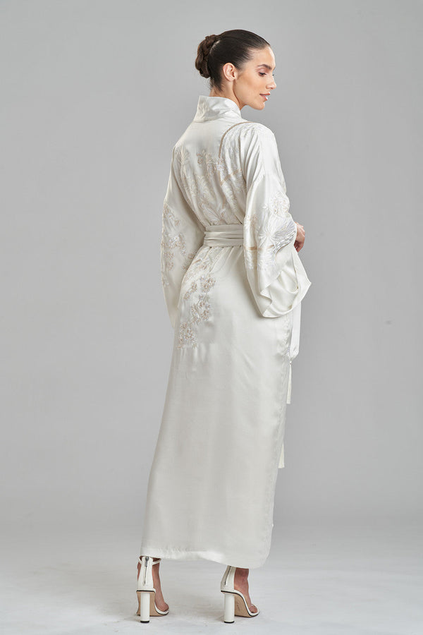 Natori Key Essentials Embroidered Silk Robe Warm White