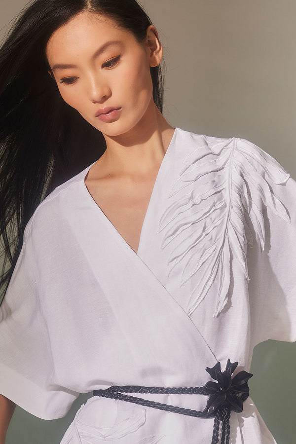 Natori Light Weight Linen Embroidered Kimono Wrap Dress White