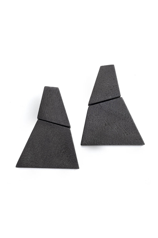 natori Acacia Wood Tiered Earrings Black