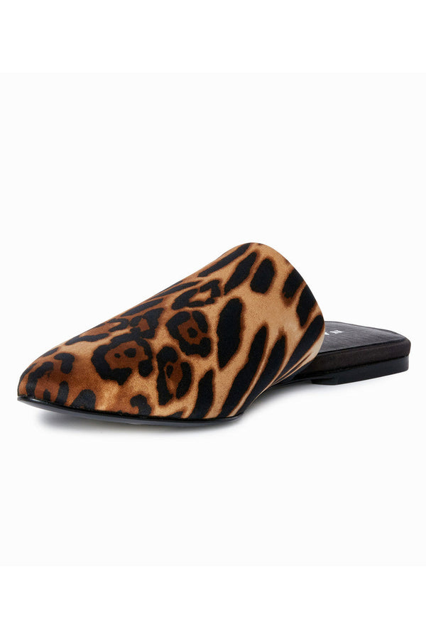 Natori Adore Luxe Leopard Satin Slide Chestnut