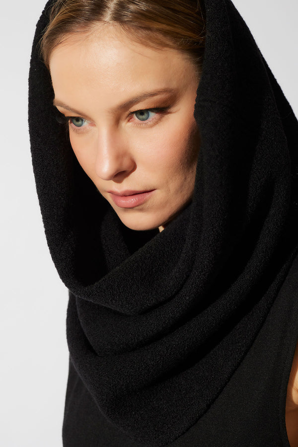 natori Boiled Wool Snood Black