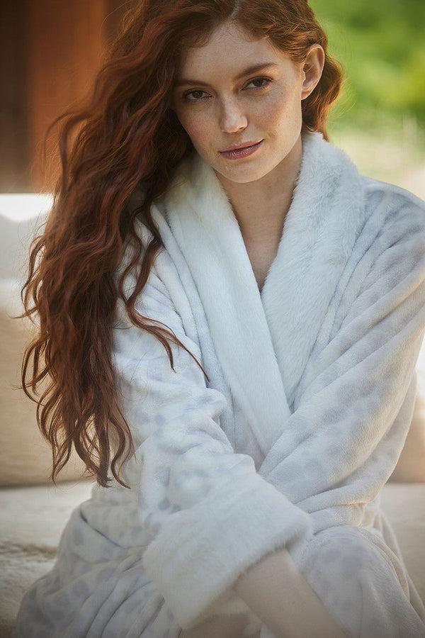 Natori Cashmere Animal Robe Silver