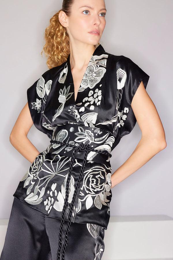natori Couture Nouveau Embroidered Silk Vest Black