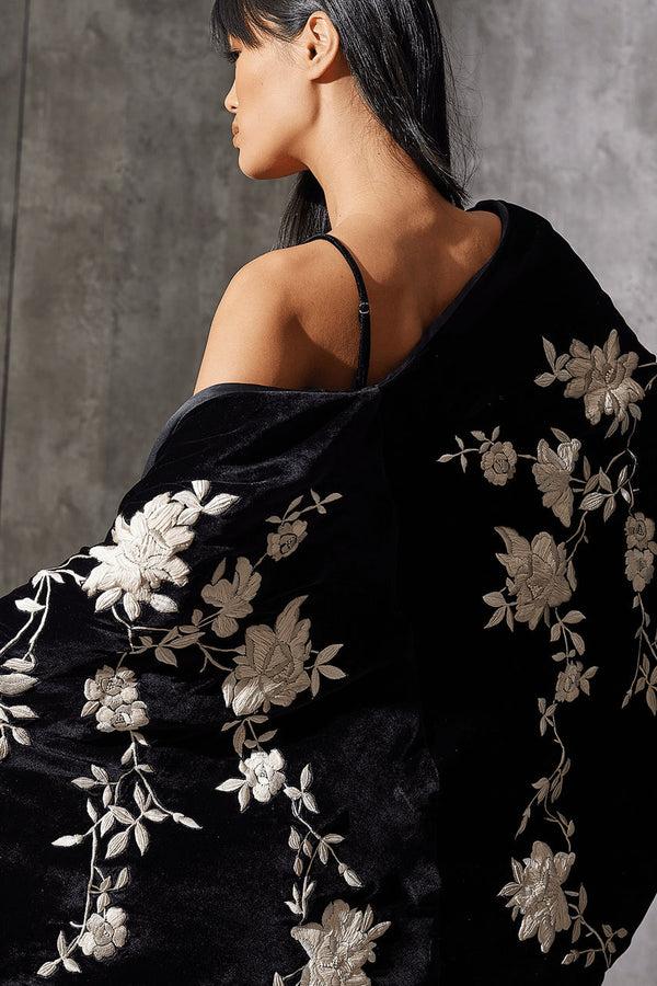 Natori Couture Velvet Silk Embroidered Coat Black