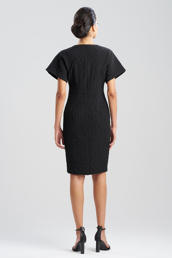Natori Crinkle Jacquard Dolman Dress Black