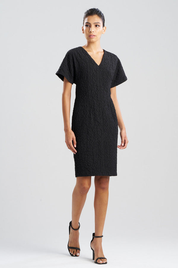 natori Crinkle Jacquard Dolman Dress Black