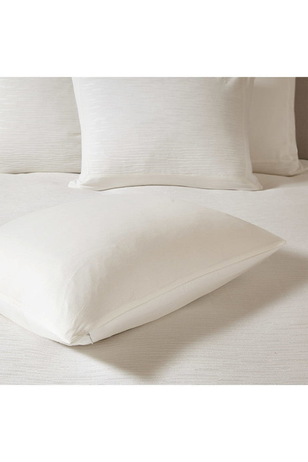 Natori Hanae White Comforter Set White
