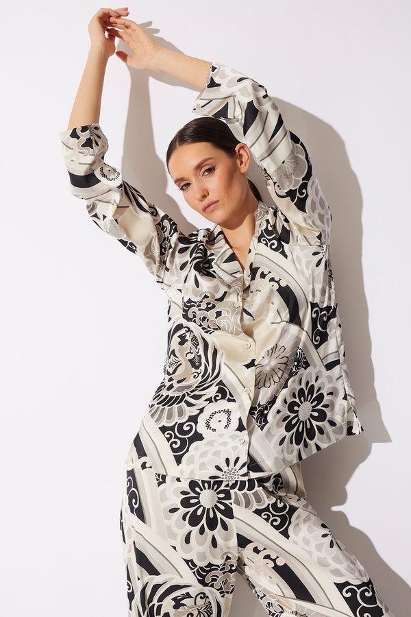 natori Medallion Notch Button Front PJ Black