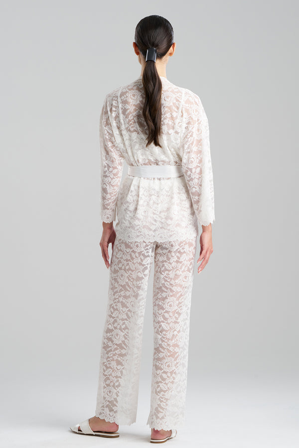 Natori Peony Allover Lace Wrap Warm White