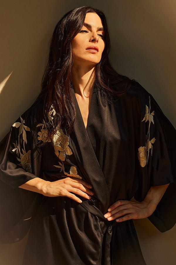 Natori Peony Blossom Embroidery Robe Black