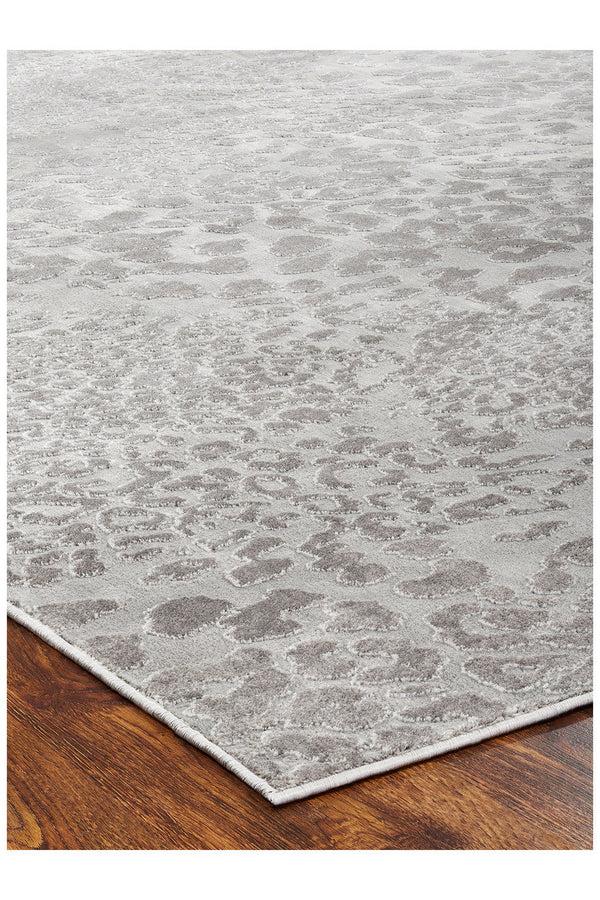 Natori Serengeti- Grey Leopard Rug Grey