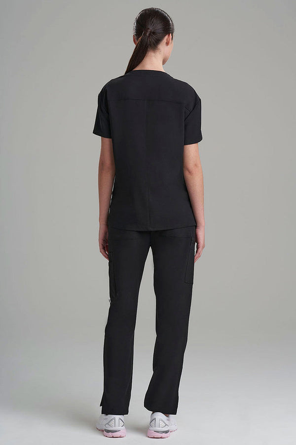 Natori Women's 3-Pocket V-Neck Scrub Top Black