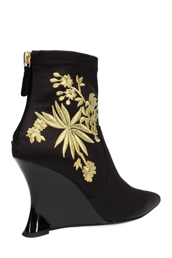 Natori Neko Satin Embroidery Wedge Ankle Boot Black/Gold