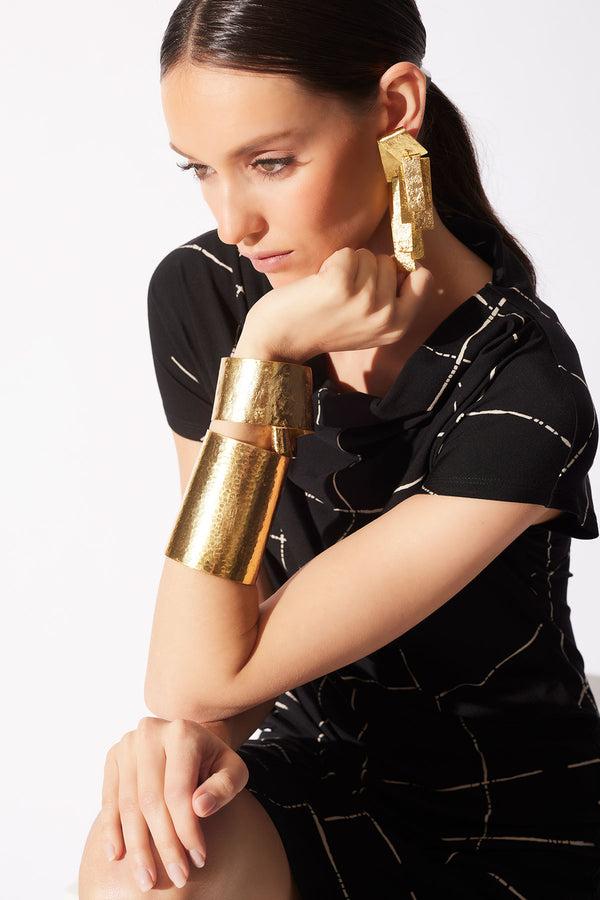 Natori Sculptural Gold Plated Brass Drop Earrings Gold