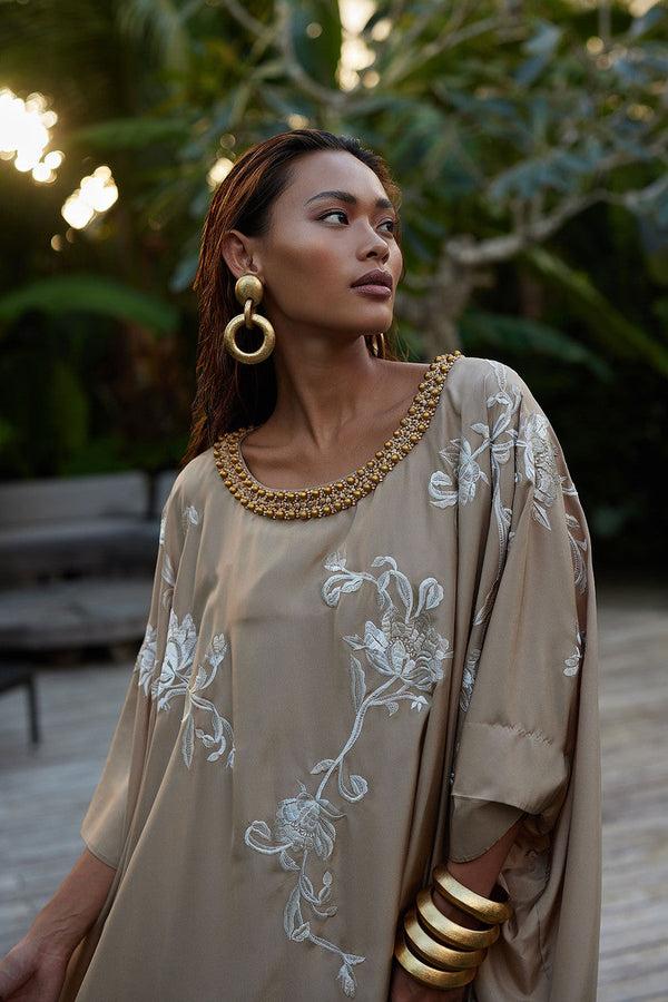 Natori Shinjo Habotai Embroidered Silk Caftan Latte