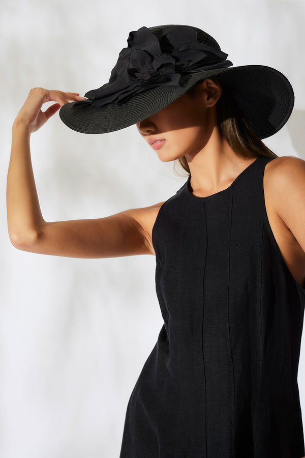 Natori Techno Poplin Cut-Out 3D Applique Straw Hat Black