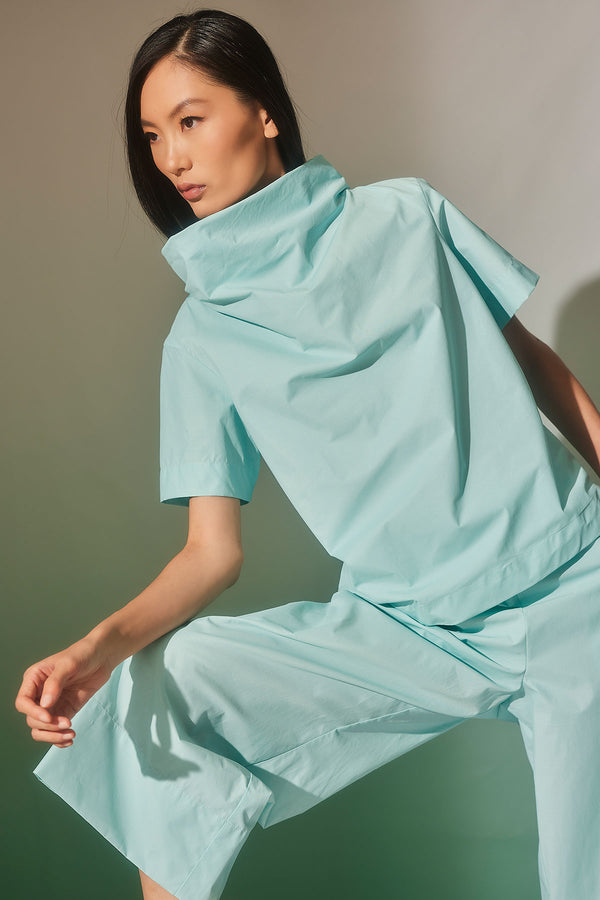 natori Techno Poplin Short Sleeve Funnel Neck Top Mizu Blue