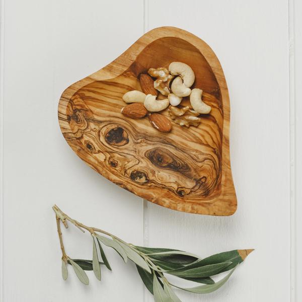 naturally med Olive Wood Bowl / Dish – Heart Shaped