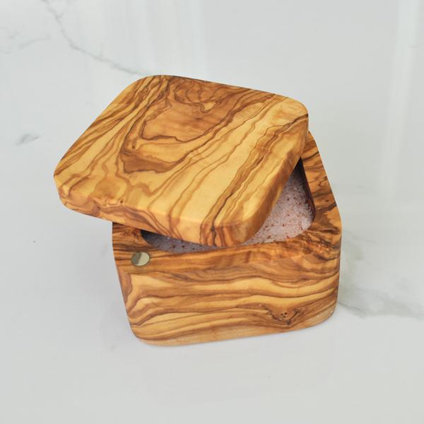 naturally med Olive Wood Salt Cellar – Square – With Magnetic Pivoting Lid