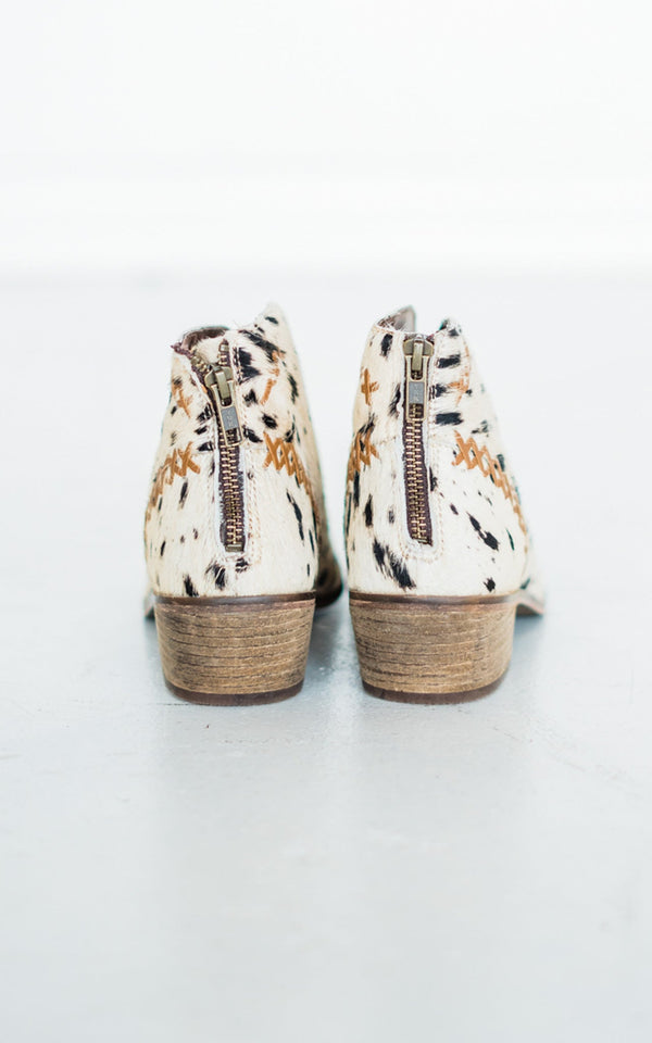 Naughty Monkey All Roads Bootie In Black And White