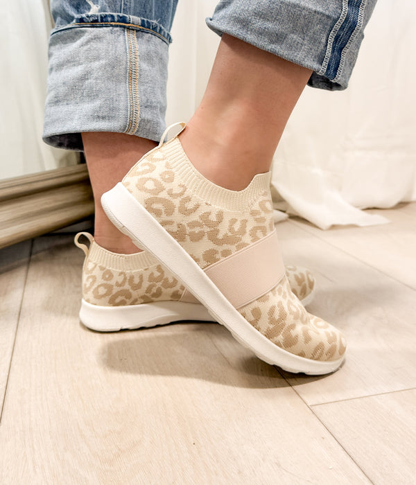 naughty monkey Jia Knit Sneaker in Cream Leopard