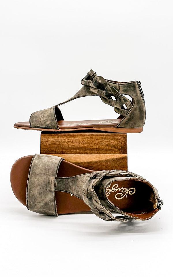 Naughty Monkey Loop D Loop Sandals In Black