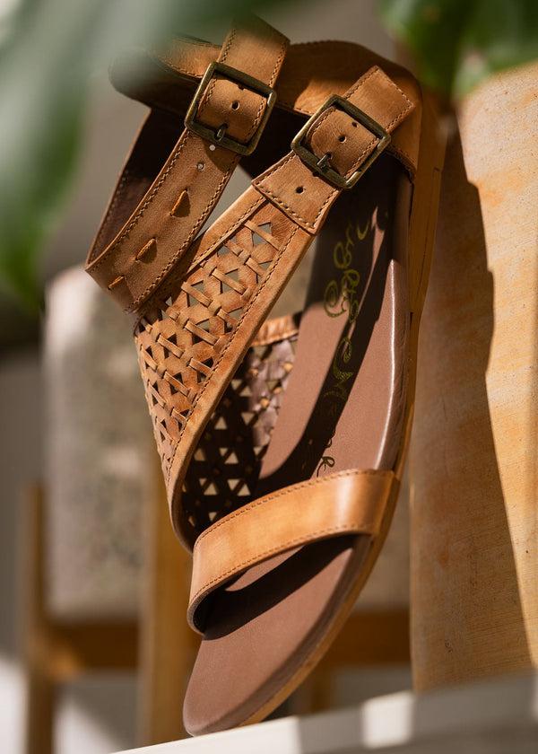 naughty monkey Nora Sandals in Tan