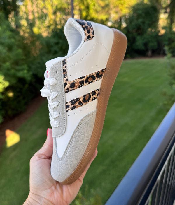 Naughty Monkey Stockholm Sneaker In White Leopard