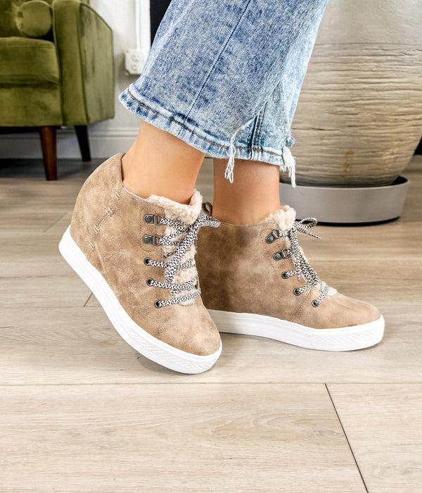 naughty monkey Tiburon Sneaker Wedge in Cream