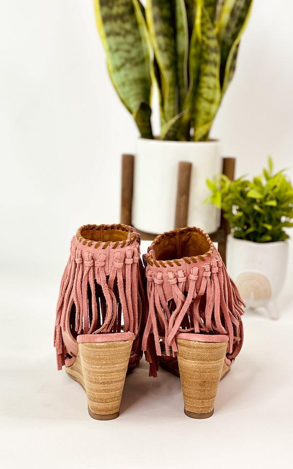 Naughty Monkey True Fringe Wedge In Blush