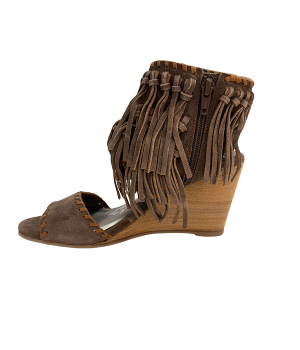 Naughty Monkey True Fringe Wedge In Taupe