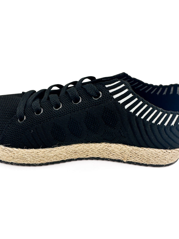Naughty Monkey Yaras Sneakers In Black