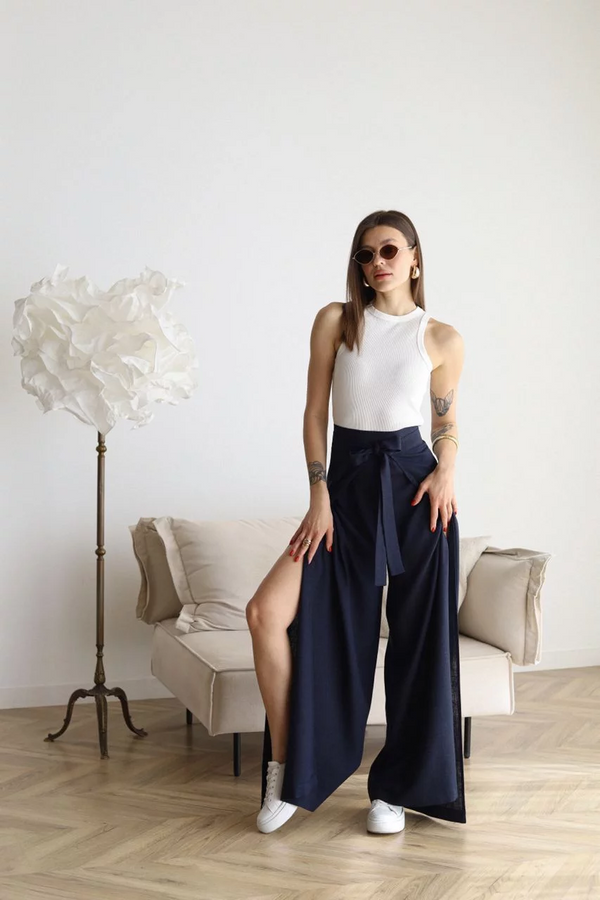 Navy London Rosetta - Wide Crop Linen Trousers