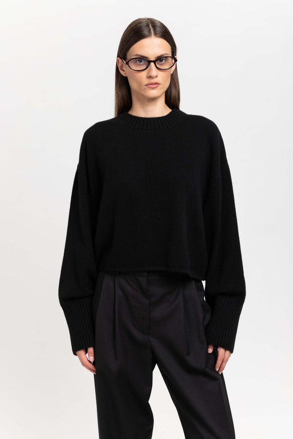 Nehera Black Cashmere Cropped Pullover