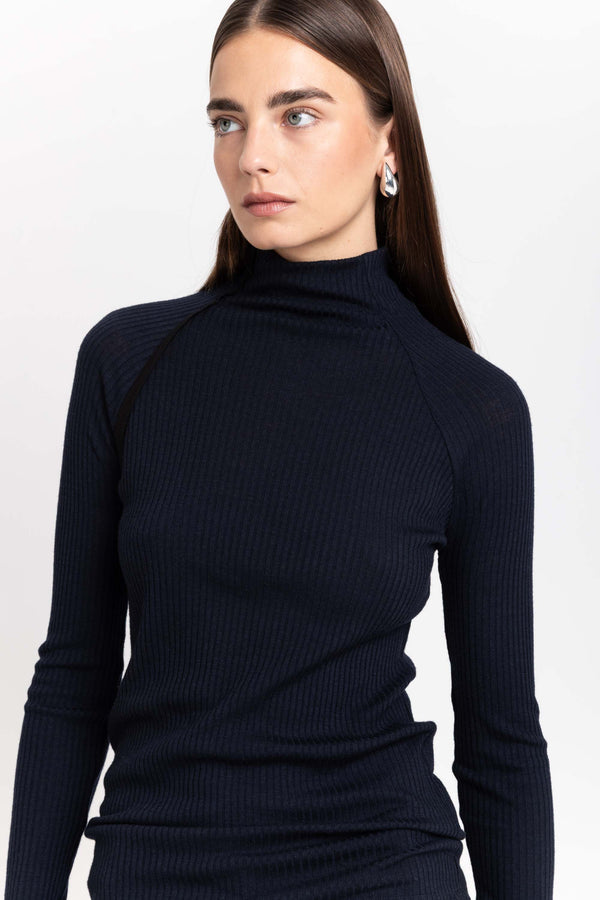 Nehera Navy Thin Wool Jersey Rollneck
