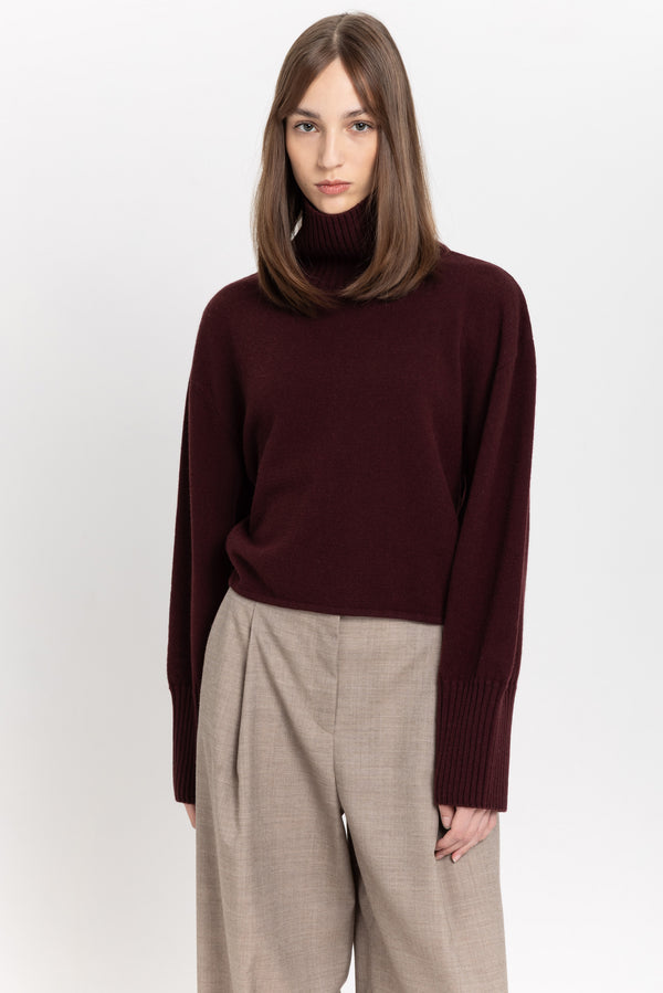 Nehera Wine Red Cashmere Boxy Cropped Turtleneck