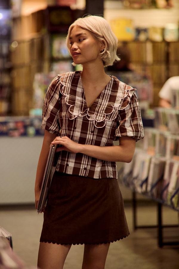 Neon Rose Izzy Check Print Scallop Collar Blouse