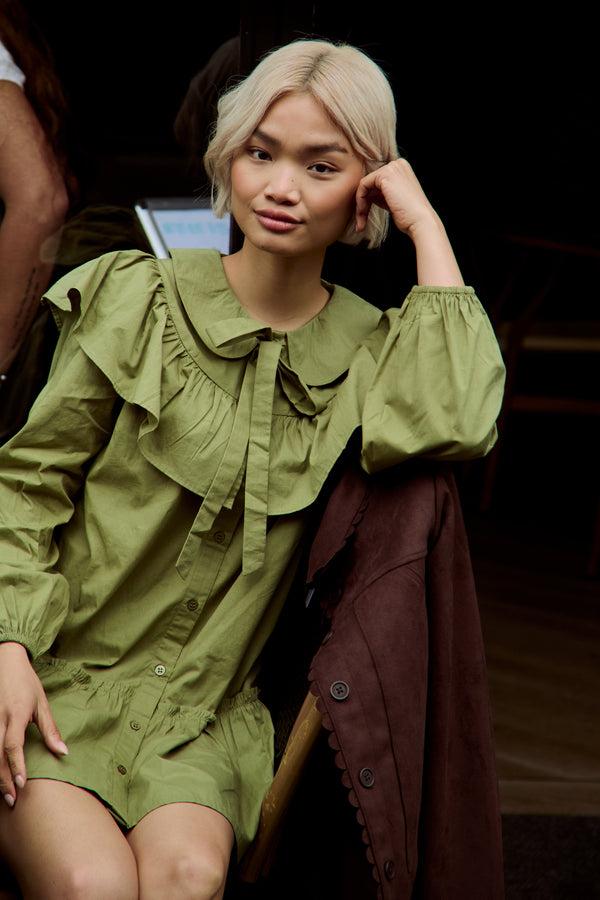 neon rose Olive Ruffle Collar Smock Dress