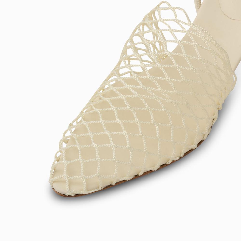 Neous ACANTHO Cream Leather Kitten-heels | NEOUS Cream