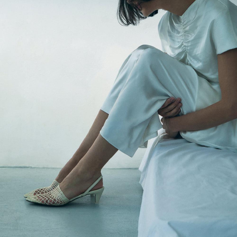 Neous ACANTHO Cream Leather Kitten-heels | NEOUS Cream