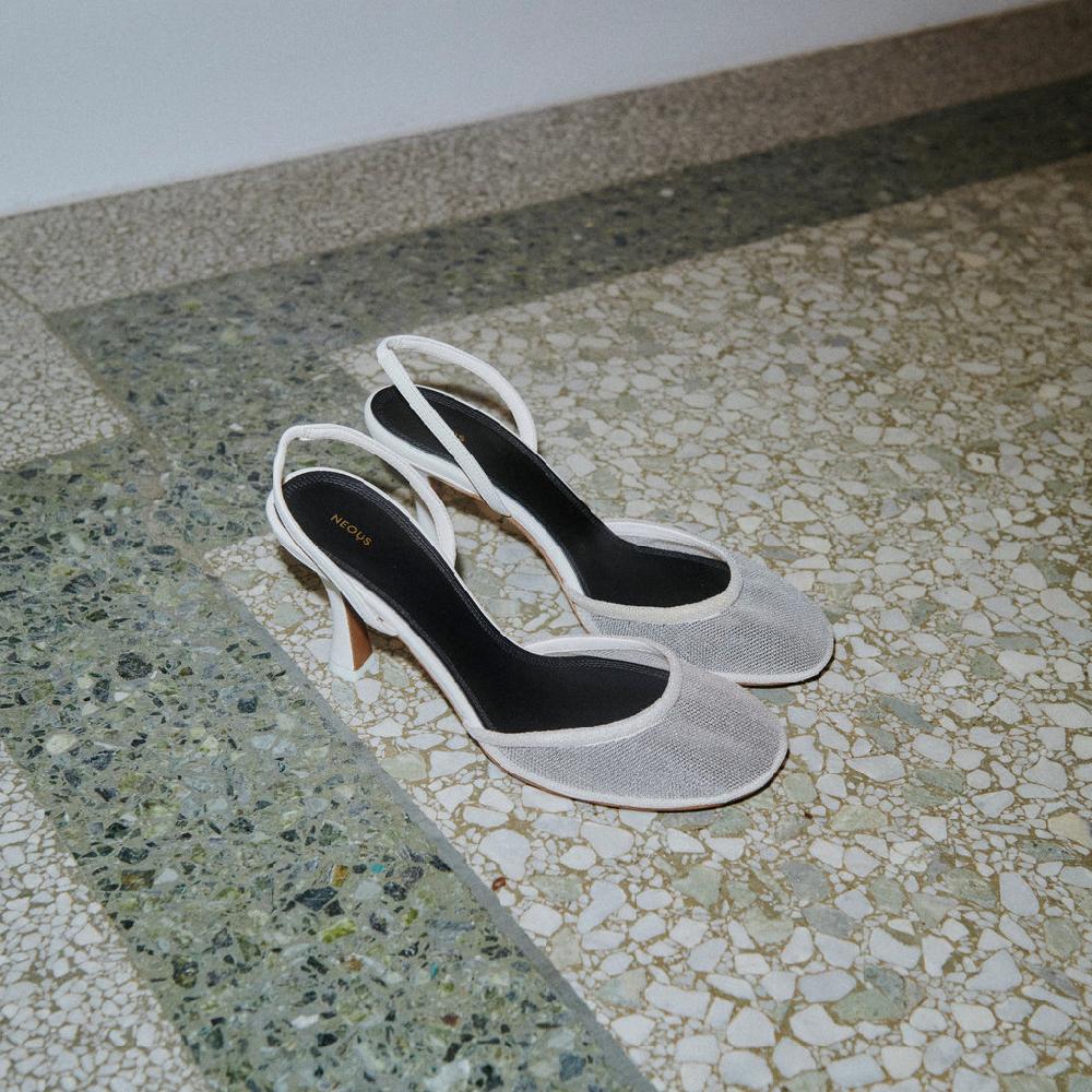 Neous Baten Mesh Womens Slingback Pumps Cream