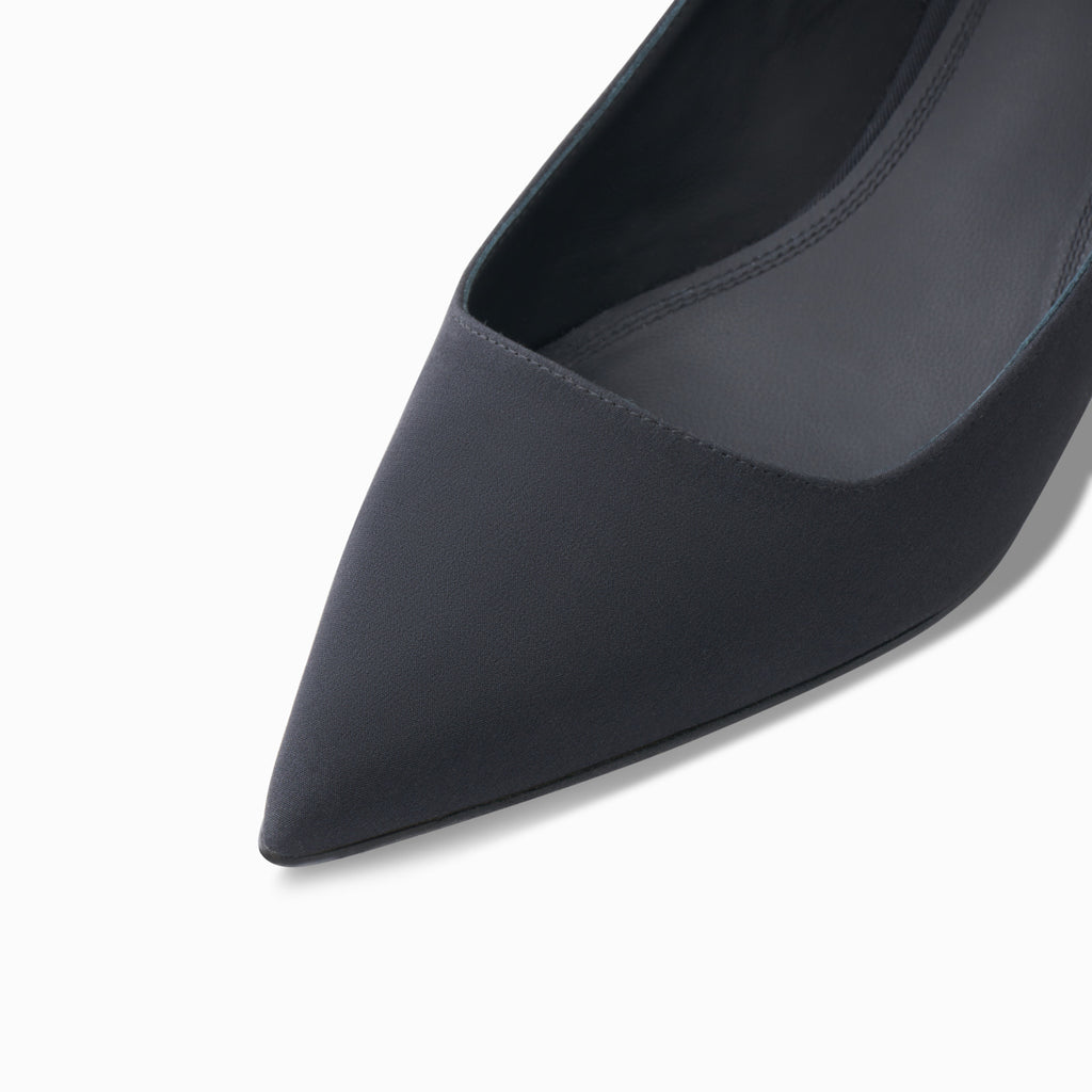 Neous Fornax Crepe De Chine Black Pumps Black