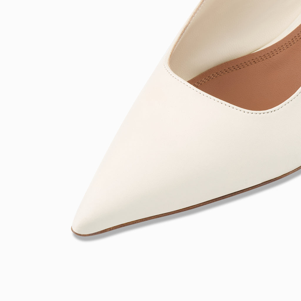 Neous Fornax Leather Cream Pumps Cream