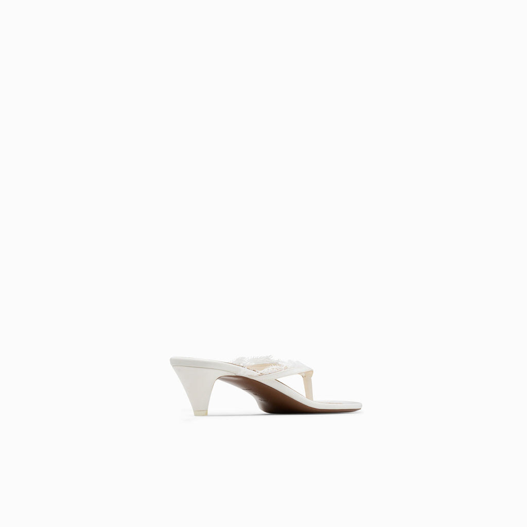 Neous NEOUS Kalliope Kitten Heel Sandal Cream/Cream