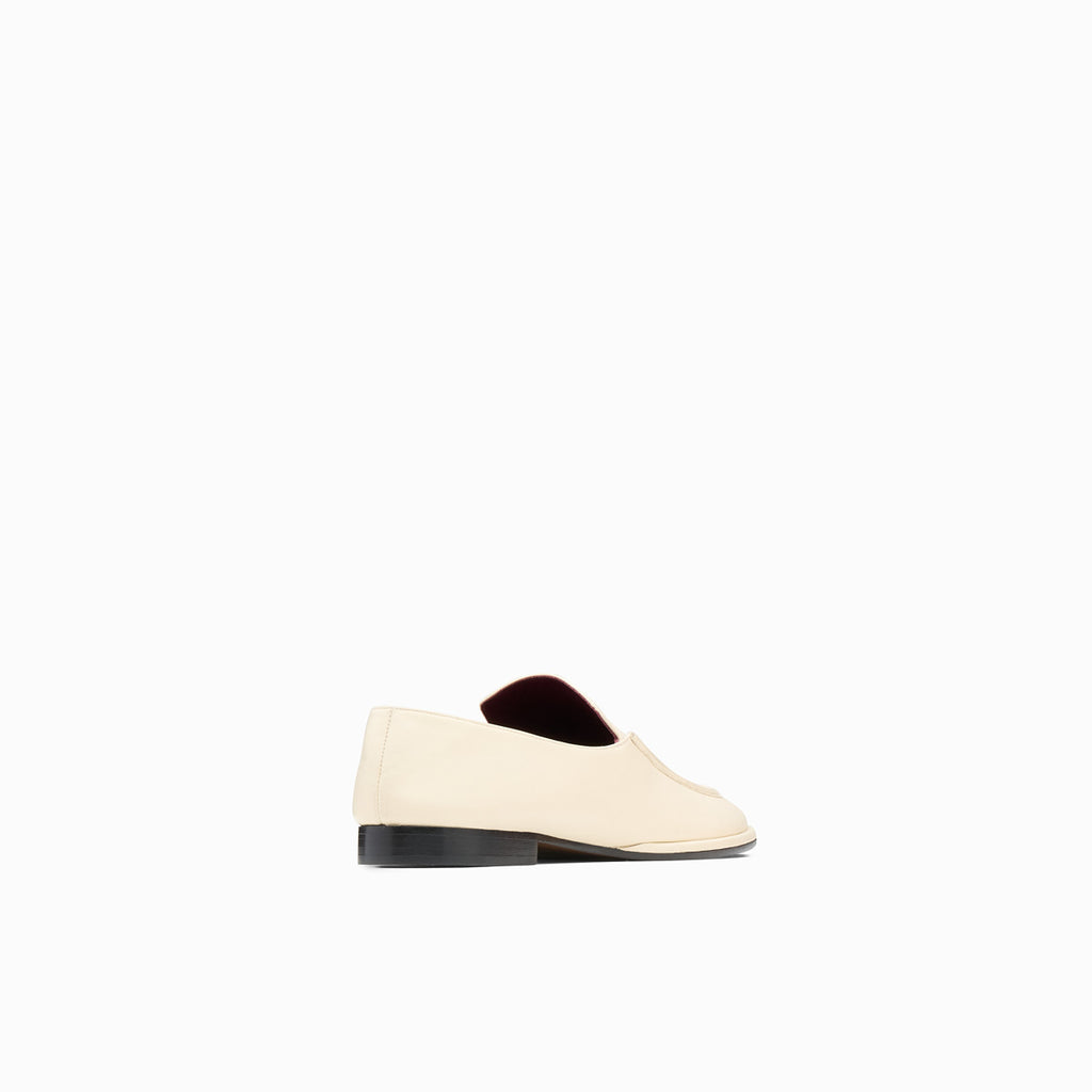 Neous NEOUS Polaris Flat Leather Loafer Cream