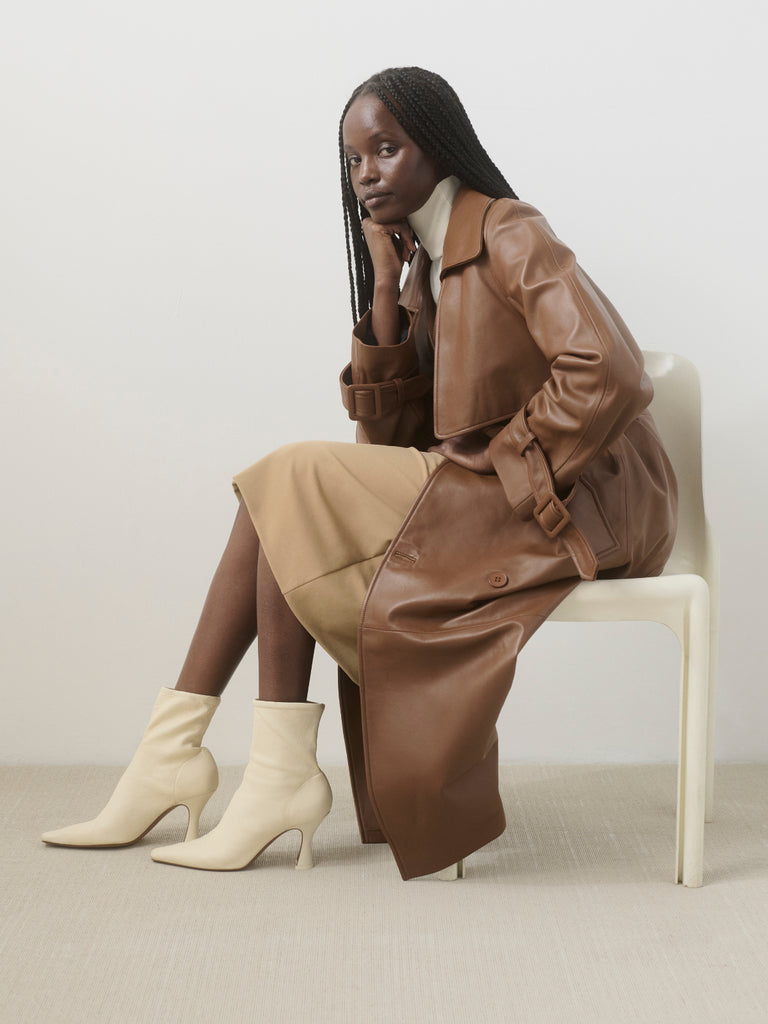 Neous NEOUS Ran Stretch Leather Boots Cream