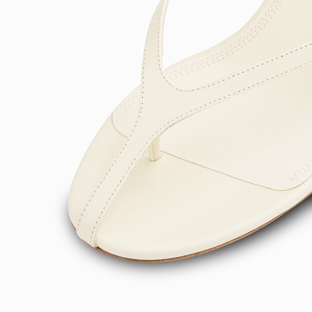 Neous New Antares Women's Sandals Cream