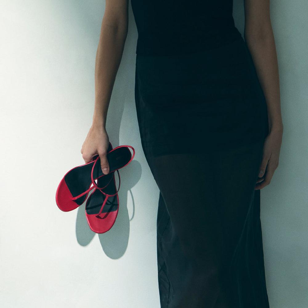 Neous New Arneb Women's Sandals Red