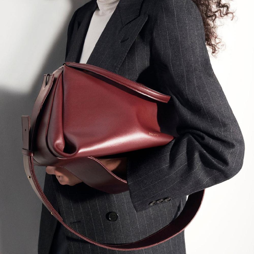 Neous NEOUS Scorpius Leather Tote Bag | NEOUS Bags Burgundy