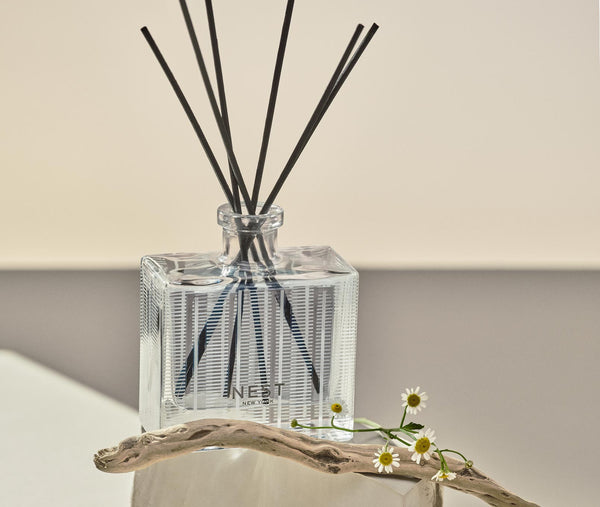 Nest Fragrances Driftwood & Chamomile Reed Diffuser | The Official Home Of NEST NEW YORK